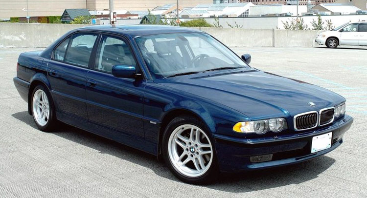 download BMW 7 Series E38 workshop manual