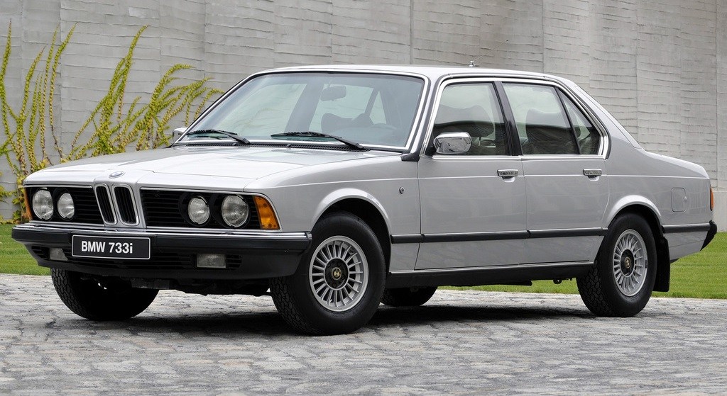 download BMW 735il workshop manual