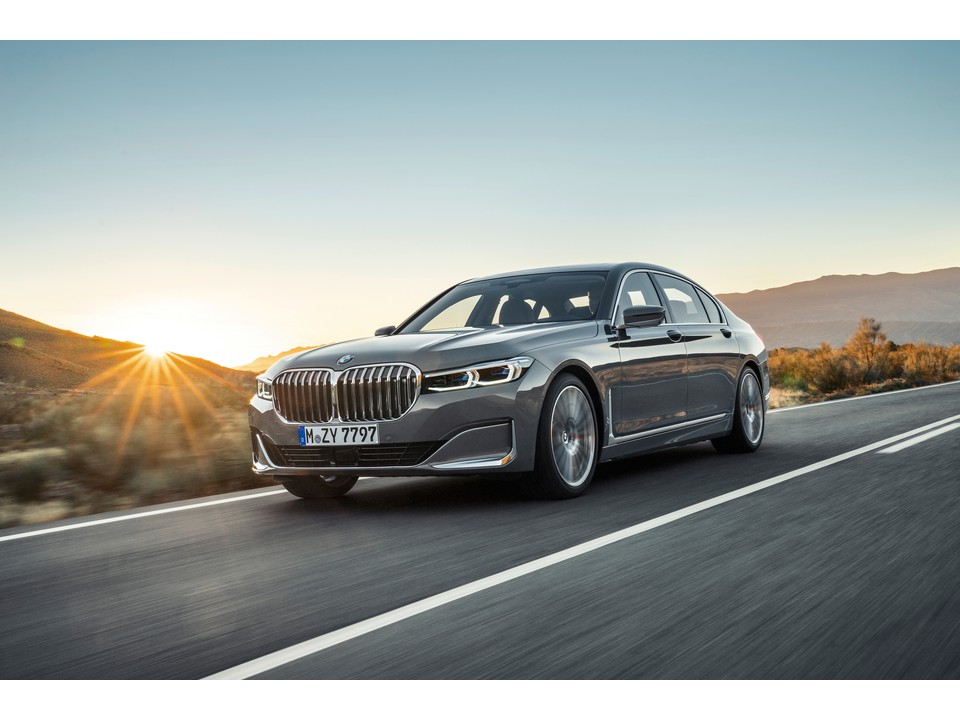 download BMW 740I workshop manual