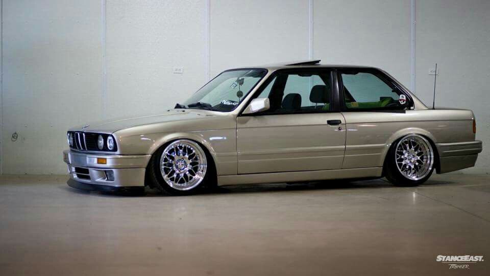 download BMW E30 3 Series workshop manual