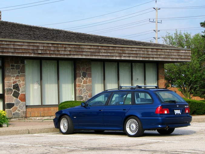 download BMW E39 Sport Wagon workshop manual