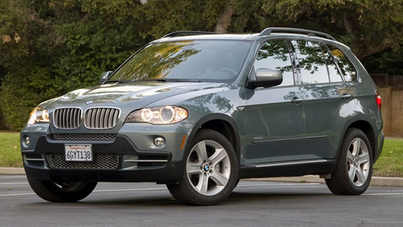 download BMW X5 E70 With V6 V8 Engines  able workshop manual