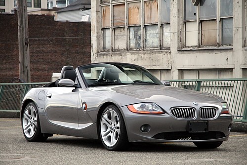 download BMW Z4 30i workshop manual