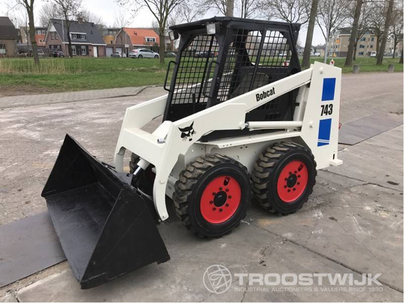 download Bobcat 533 Loader Workable workshop manual