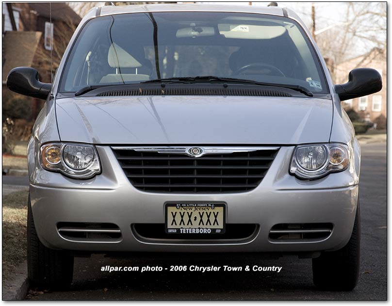 download CHRYSLER TOWN COUNTRY DODGE CARAVAN VOYAGER Gas workshop manual