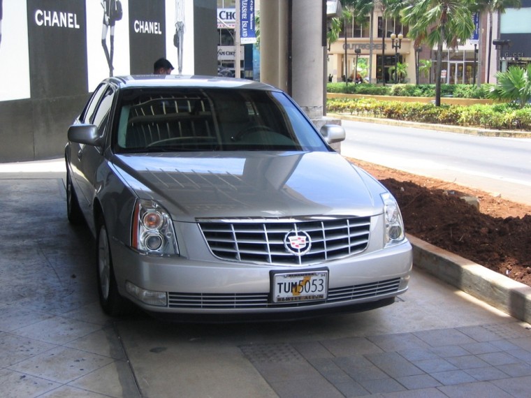 download Cadillac DTS workshop manual