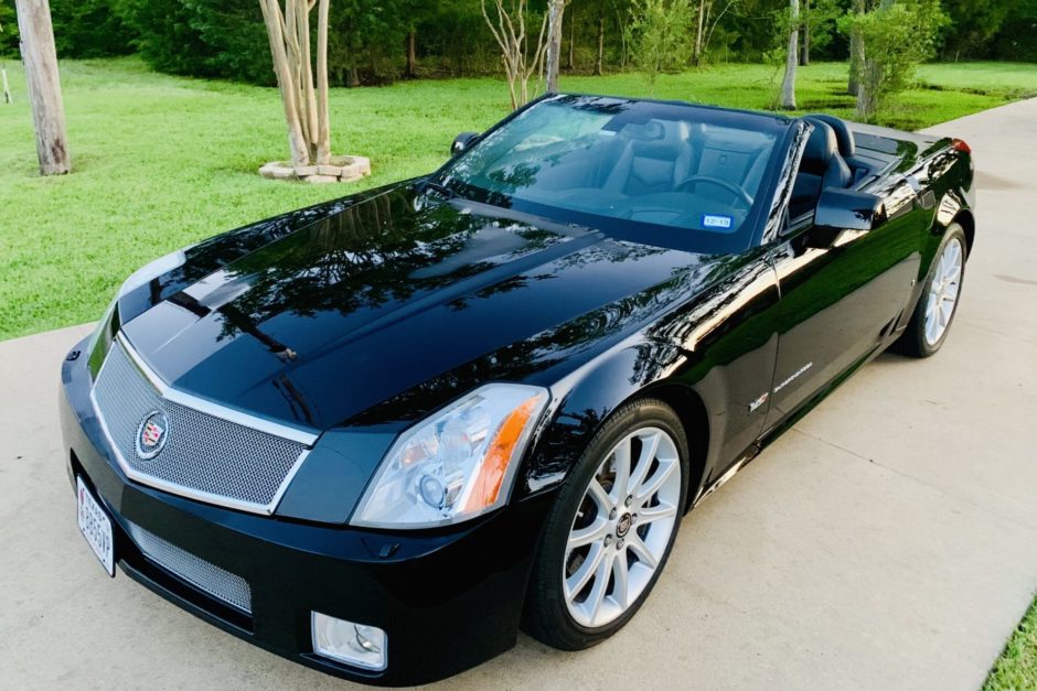 download Cadillac XLR workshop manual