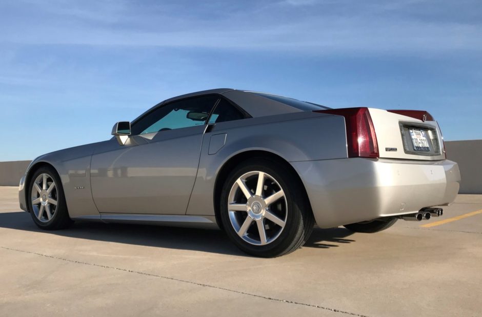 download Cadillac XLR workshop manual