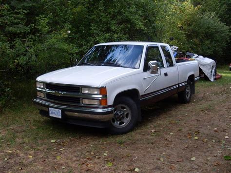 download Chevrolet C2500 Pickup workshop manual