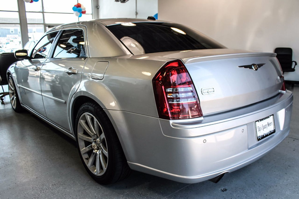 download Chrysler 300  300c  Srt8  Original workshop manual