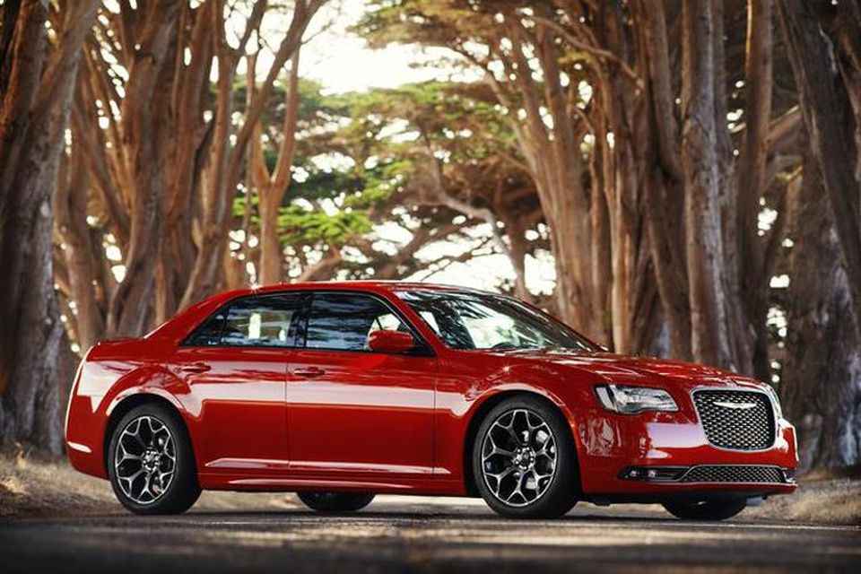 download Chrysler 300 300C workshop manual