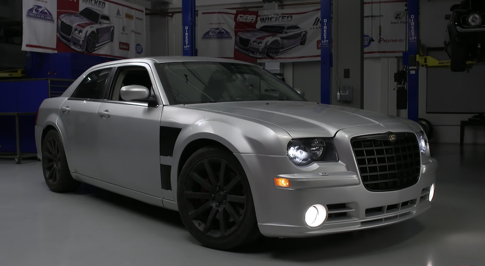 download Chrysler 300C SRT 8 workshop manual