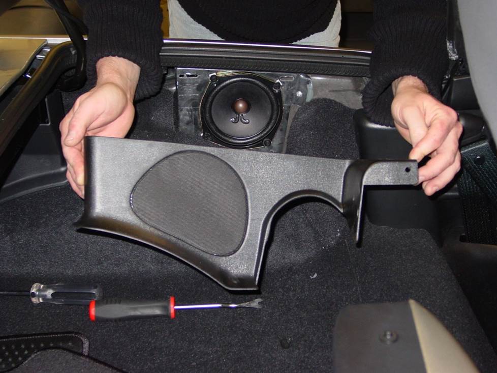 download Corvette Custom Boom Box With Speakers Black workshop manual