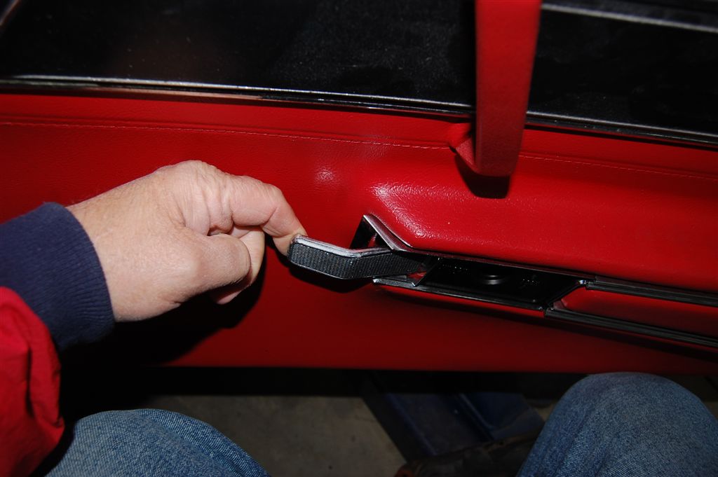 download Corvette Windshield Wiper Rear Access Door Molding Stainless Steel workshop manual