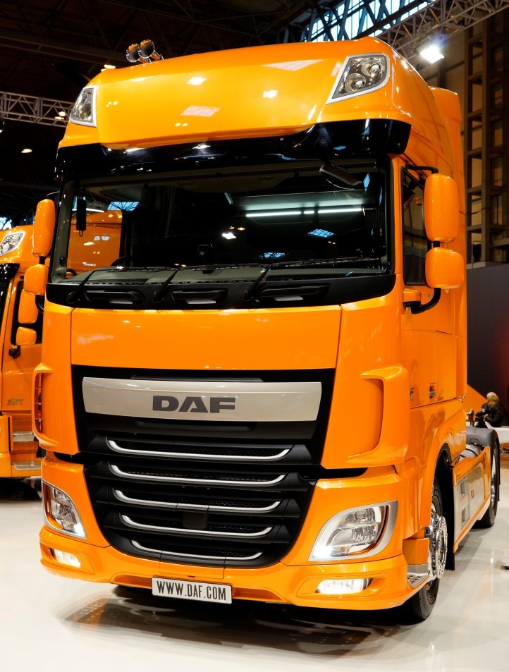 download DAF CF 65 75 85 Trucks able workshop manual