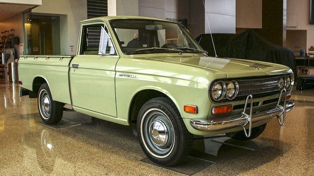 download DATSUN PICK UP521 workshop manual