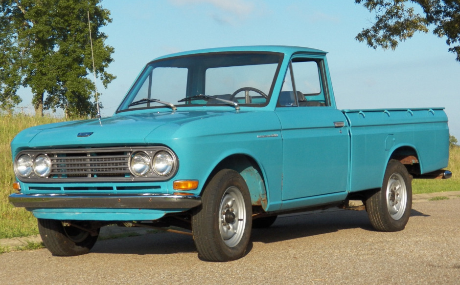 download DATSUN Truck 520 workshop manual