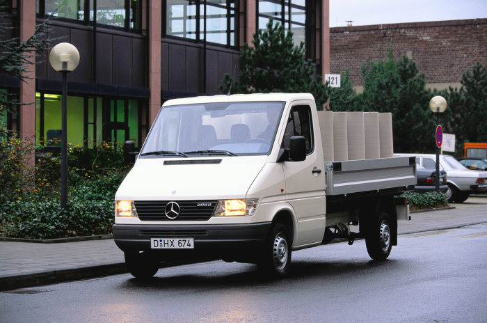 download DODGE SPRINTER MERCEDES BENZ TRANSPORTER FREIGHTLINER SPRINTERYEAR workshop manual