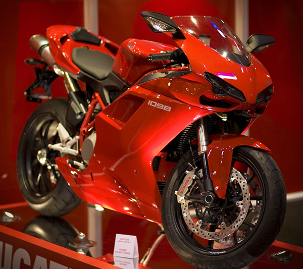 download DUCATI 1098 1098S Motorcycle able workshop manual