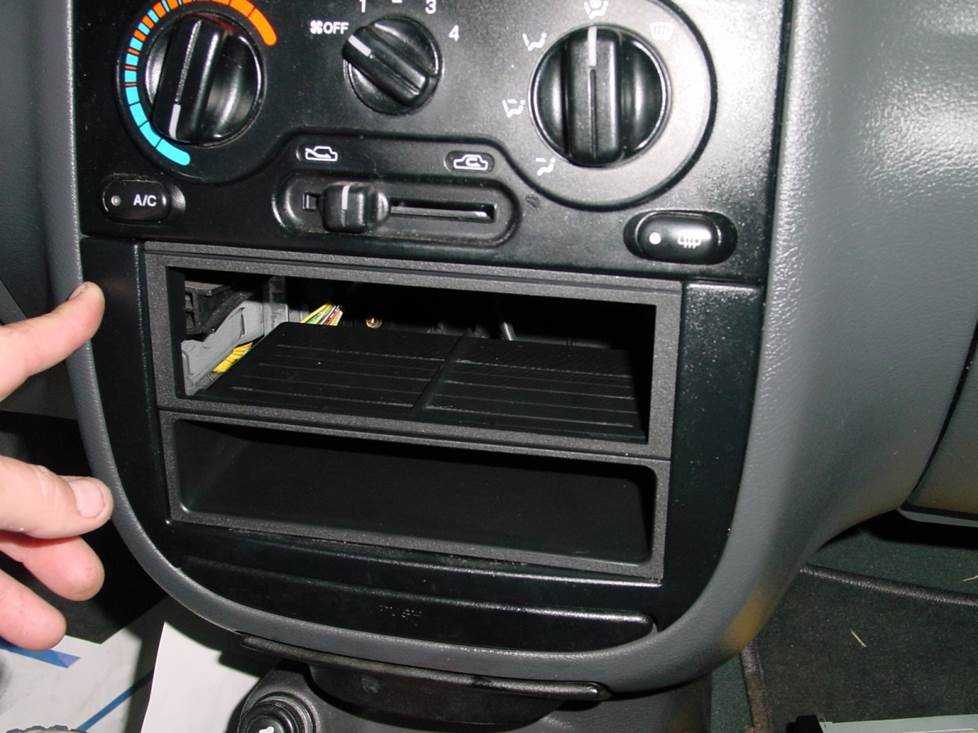 download Daewoo Leganza able workshop manual