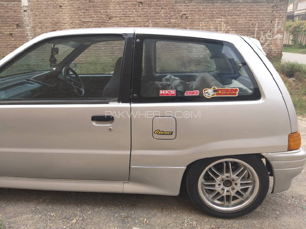 download Daihatsu Charade workshop manual