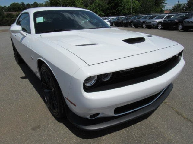 download Dodge Challenger workshop manual