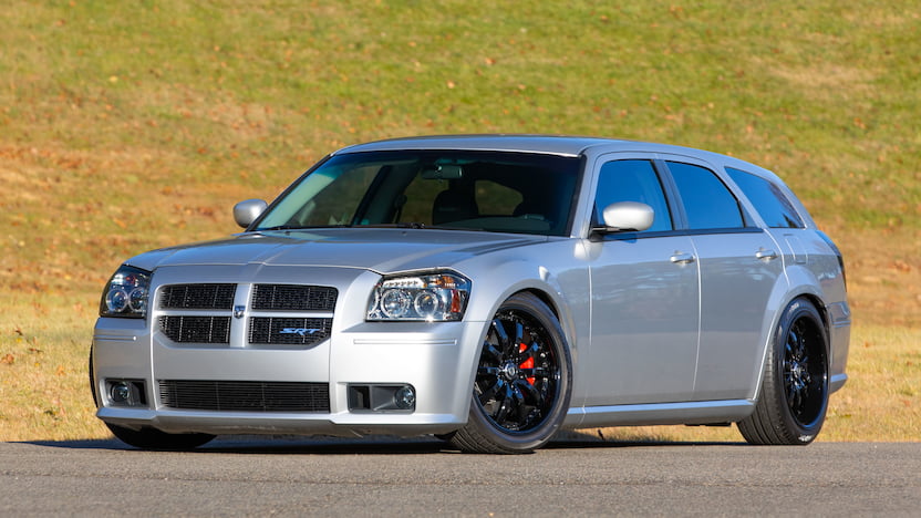 download Dodge Charger  Magnum  SRT8  Original workshop manual