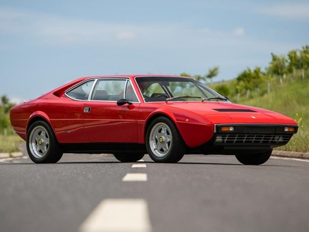 download Ferrari 308 GT4 workshop manual