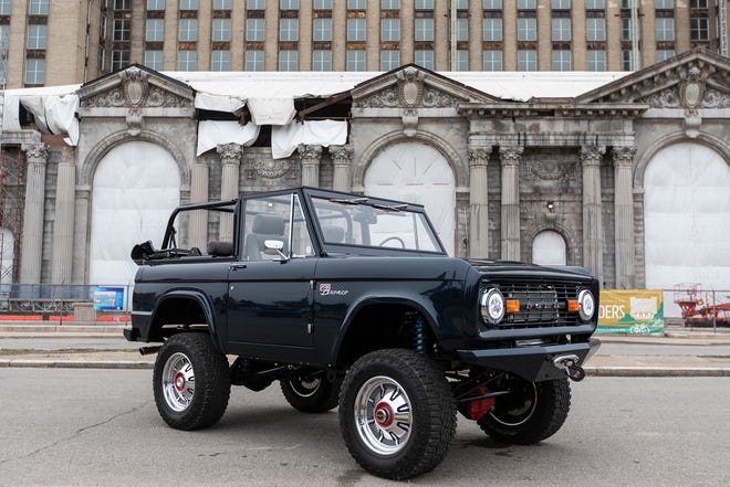 download Ford Bronco workshop manual