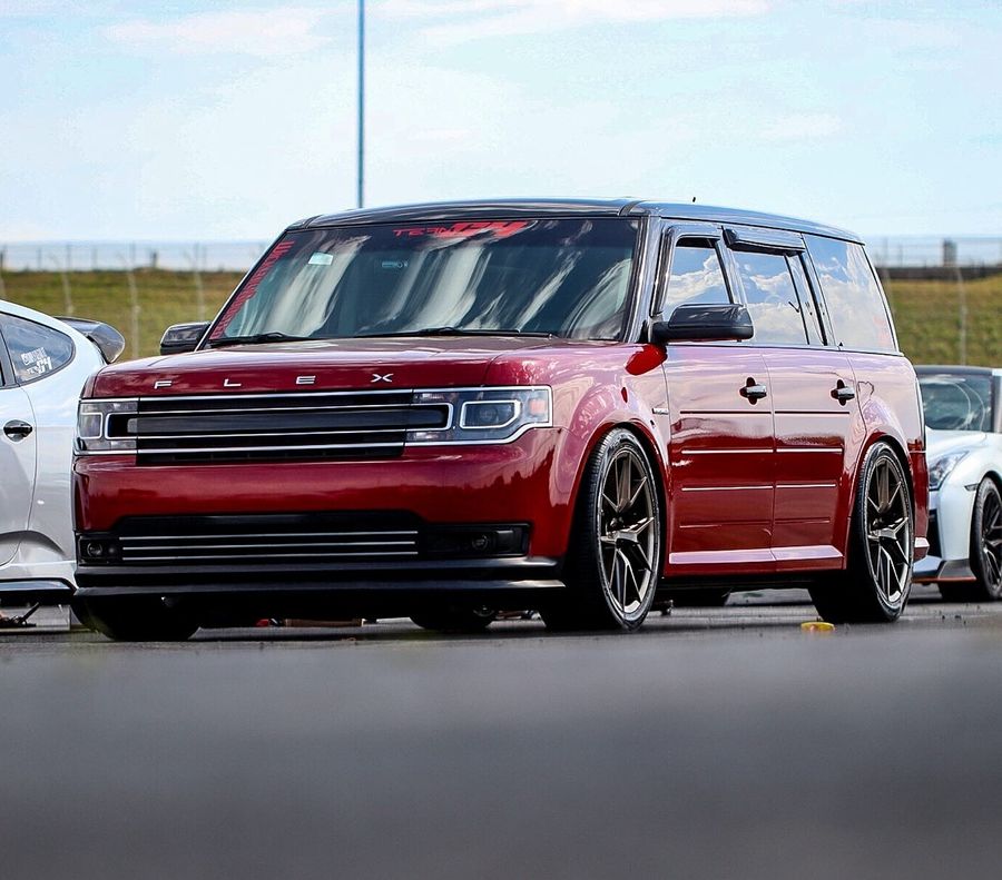 download Ford Flex OEM workshop manual