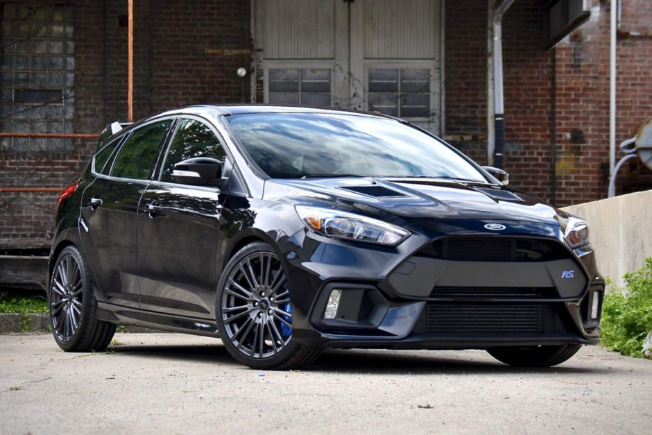 download Ford Focus RS workshop manual