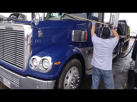 download Freightliner 122SD Coronado 132 Operation workshop manual