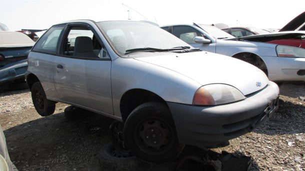 download GEO Metro workshop manual