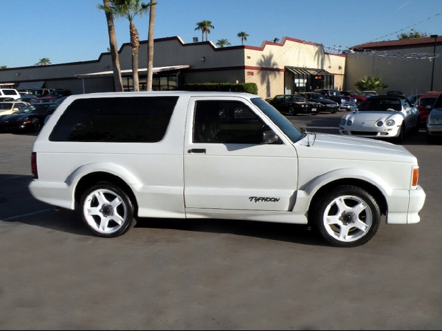 download GMC Typhoon workshop manual