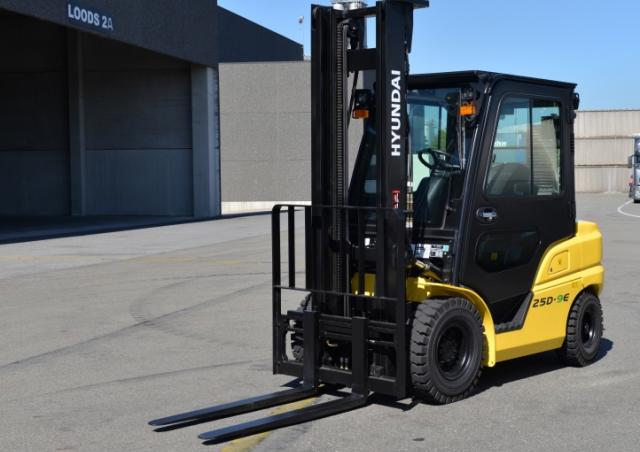 download HYUNDAI BRJ Forklift Truck able workshop manual