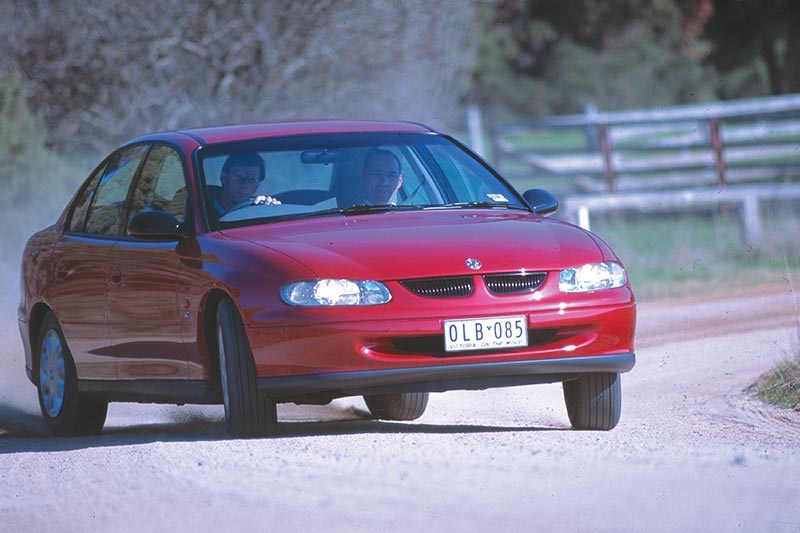 download Holden Calais VT I workshop manual