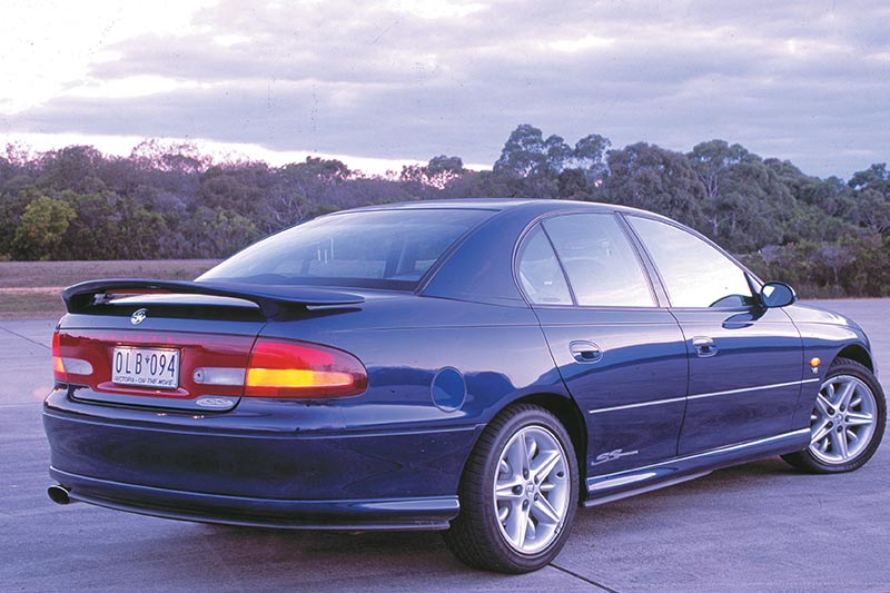 download Holden Calais VT I workshop manual