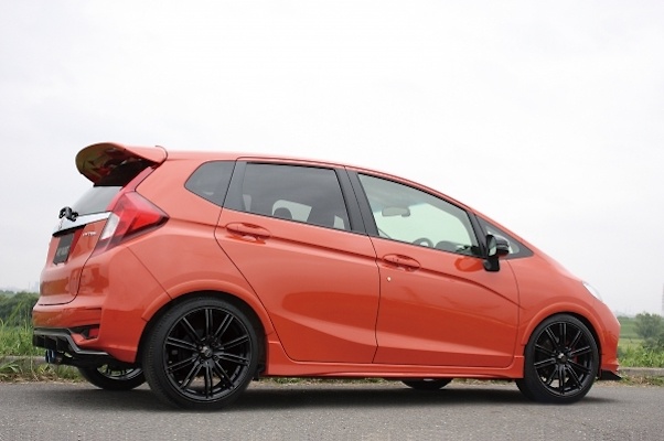 download Honda FIT workshop manual