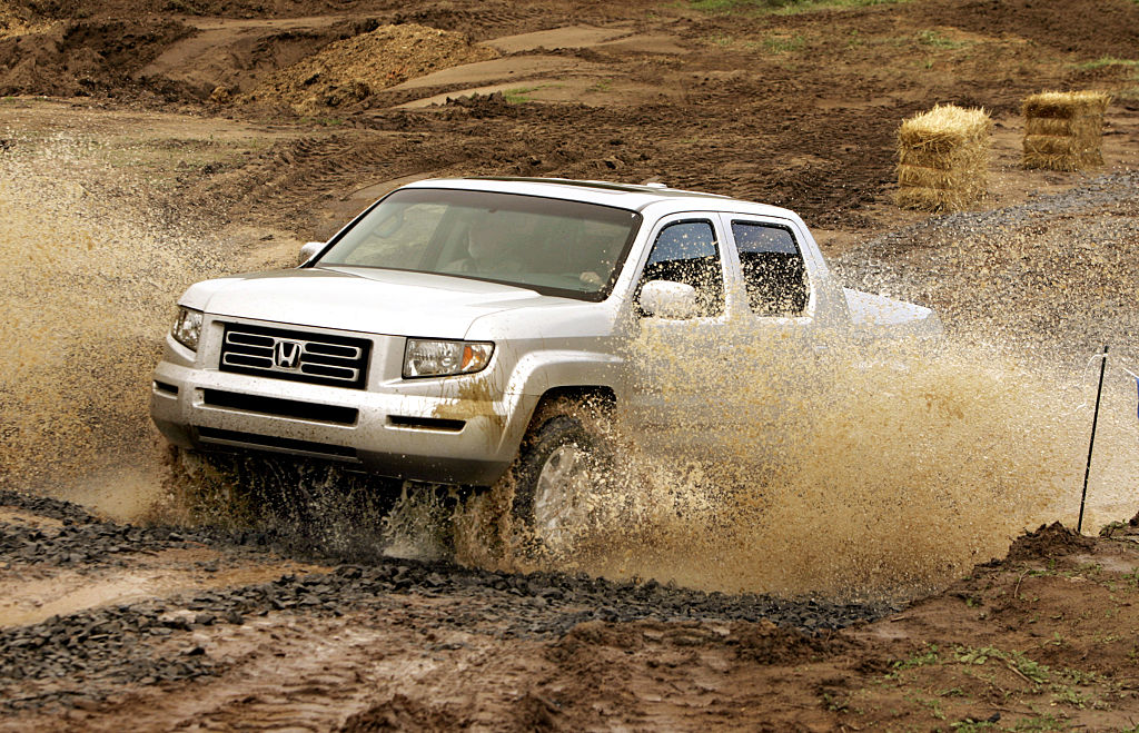 download Honda Ridgeline workshop manual