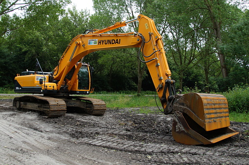 download Hyundai Crawler Excavator Robex 180LC 9 able workshop manual