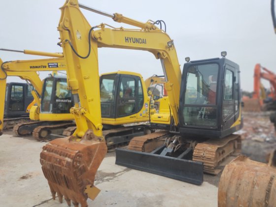 download Hyundai Crawler Mini Excavator R80 7 able workshop manual