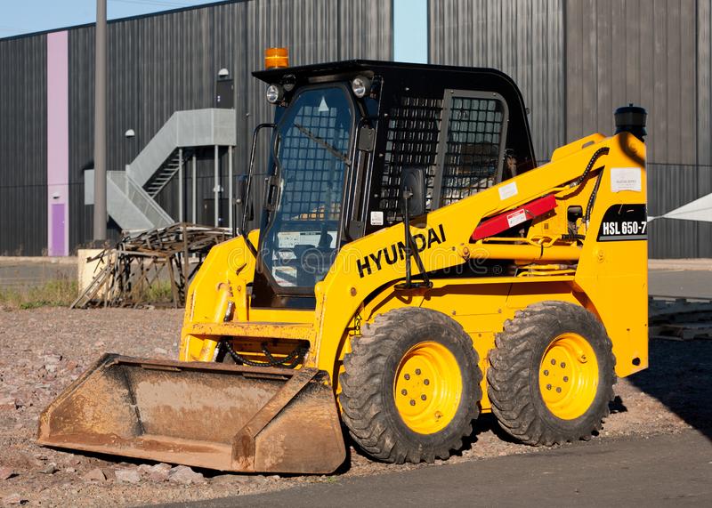 download Hyundai HSL650 7 Skid Steer Loader able workshop manual