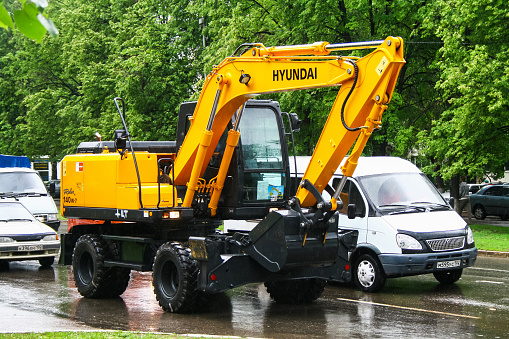 download Hyundai Wheel Excavator Robex 140W 7 able workshop manual