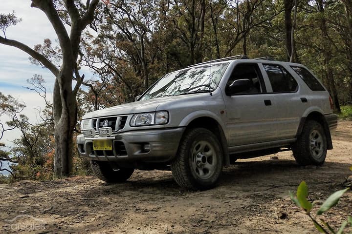 download ISUZU HOLDEN FRONTERA UE workshop manual