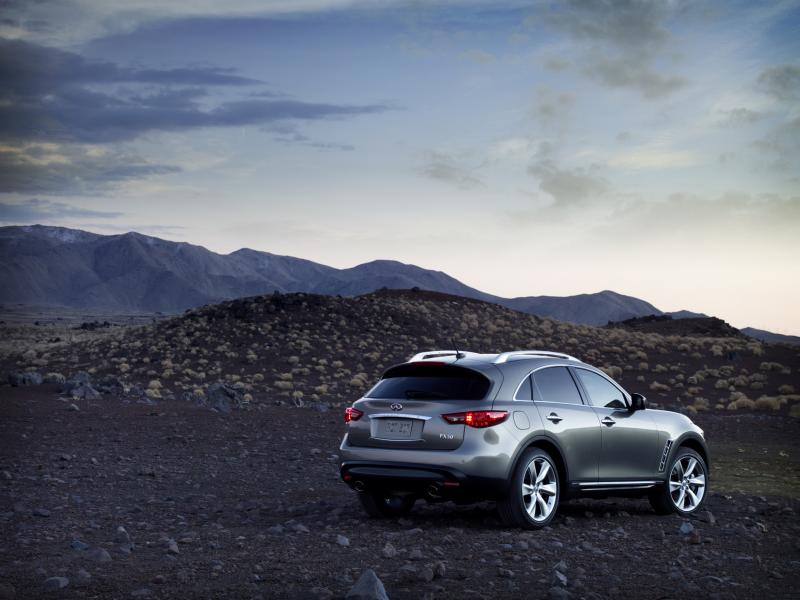 download Infiniti FX35 workshop manual