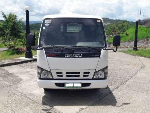 download Isuzu Elf N series NHR NKR NPR workshop manual