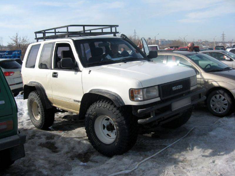 download Isuzu Trooper 93 94 workshop manual