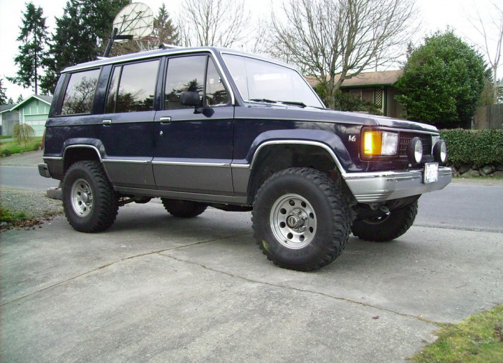 download Isuzu Trooper UBS workshop manual