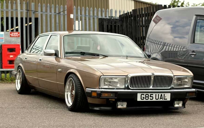 download JAGUAR XJ40 CAR workshop manual