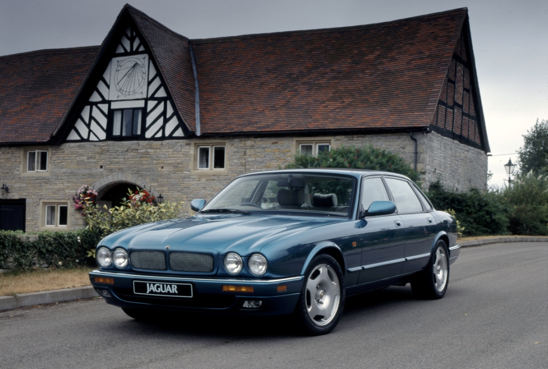 download JAGUAR XJR X306 workshop manual